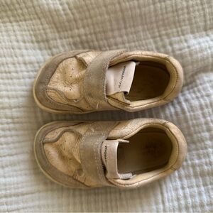 Vivobarefoot kids shoes